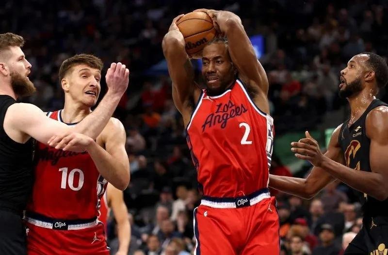 快船再战灰熊,全队备战决赛时刻 快船再战灰熊,全队备战决赛时刻